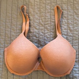 🌟 EUC Victoria’s Secret Demi Bra 32DD 🌟